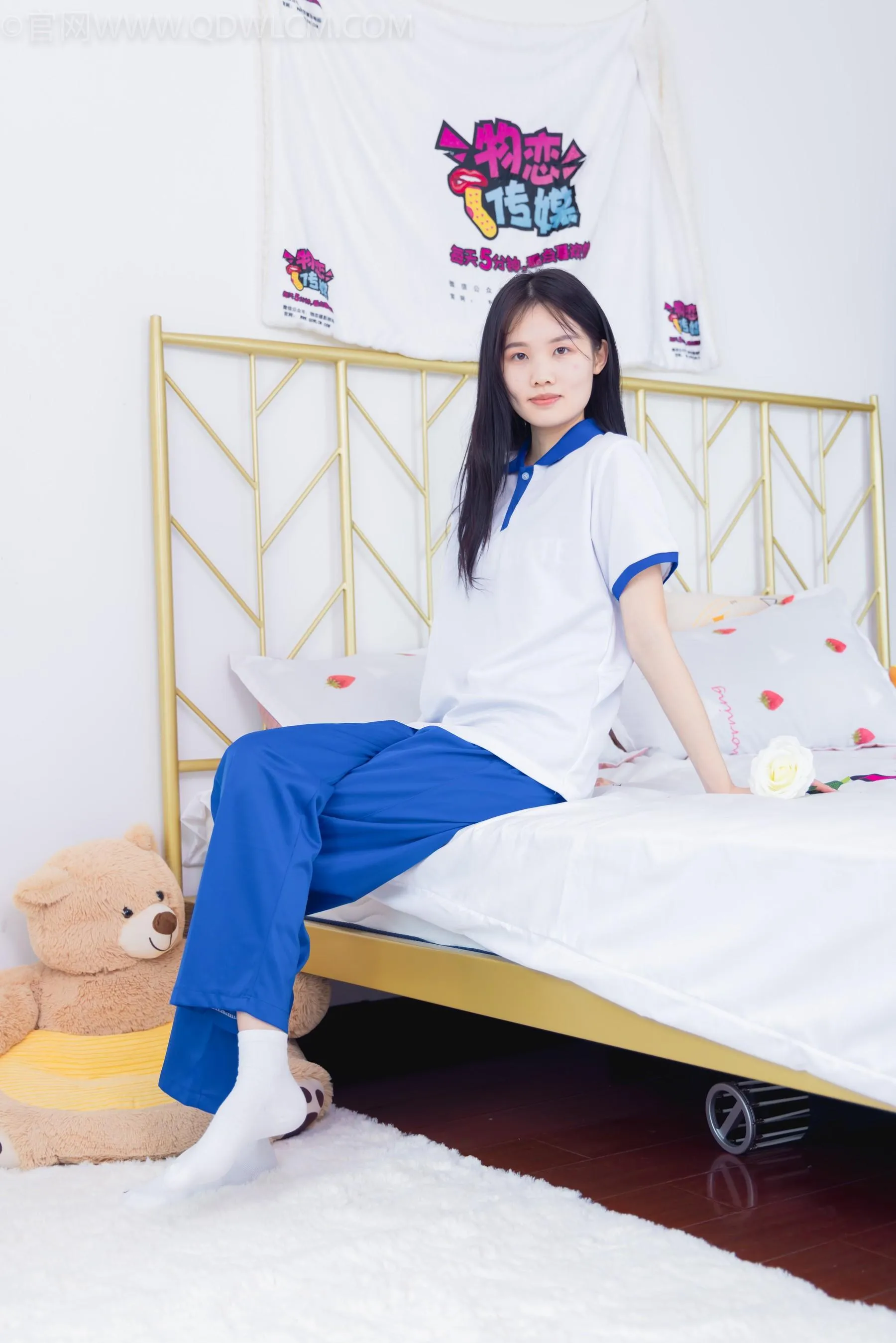物恋传媒 NO.1515 颜颜-校园时的她 [151P]插图6